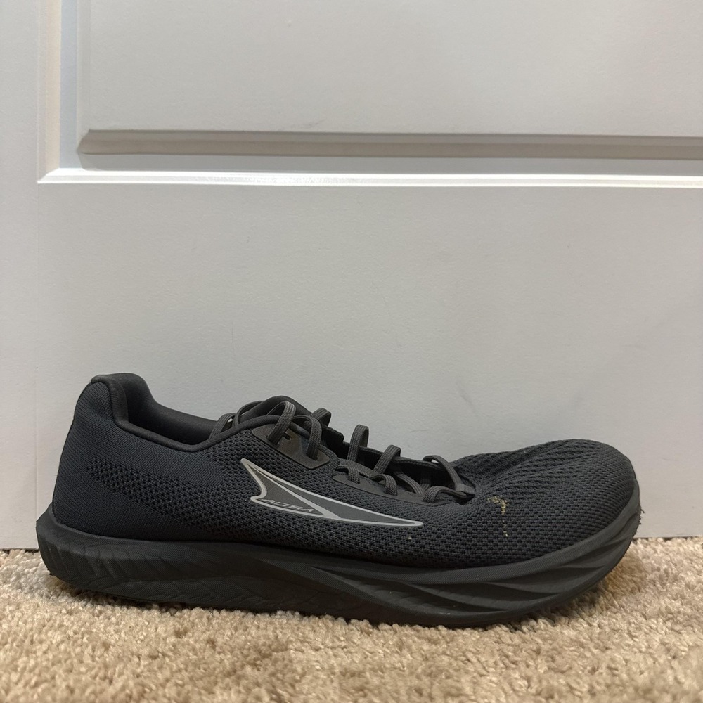 Altra Escalante 4 Shoes Mens Size 9.5 Black Road Running Sneakers AL0A85NE001